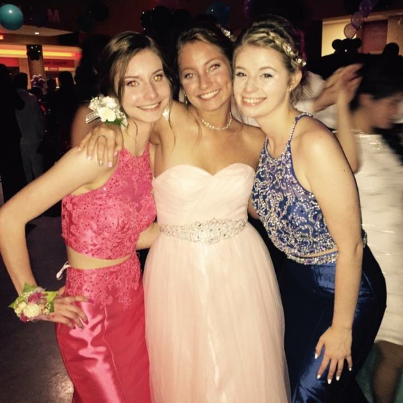 Prom dress - Picture 5 of 5